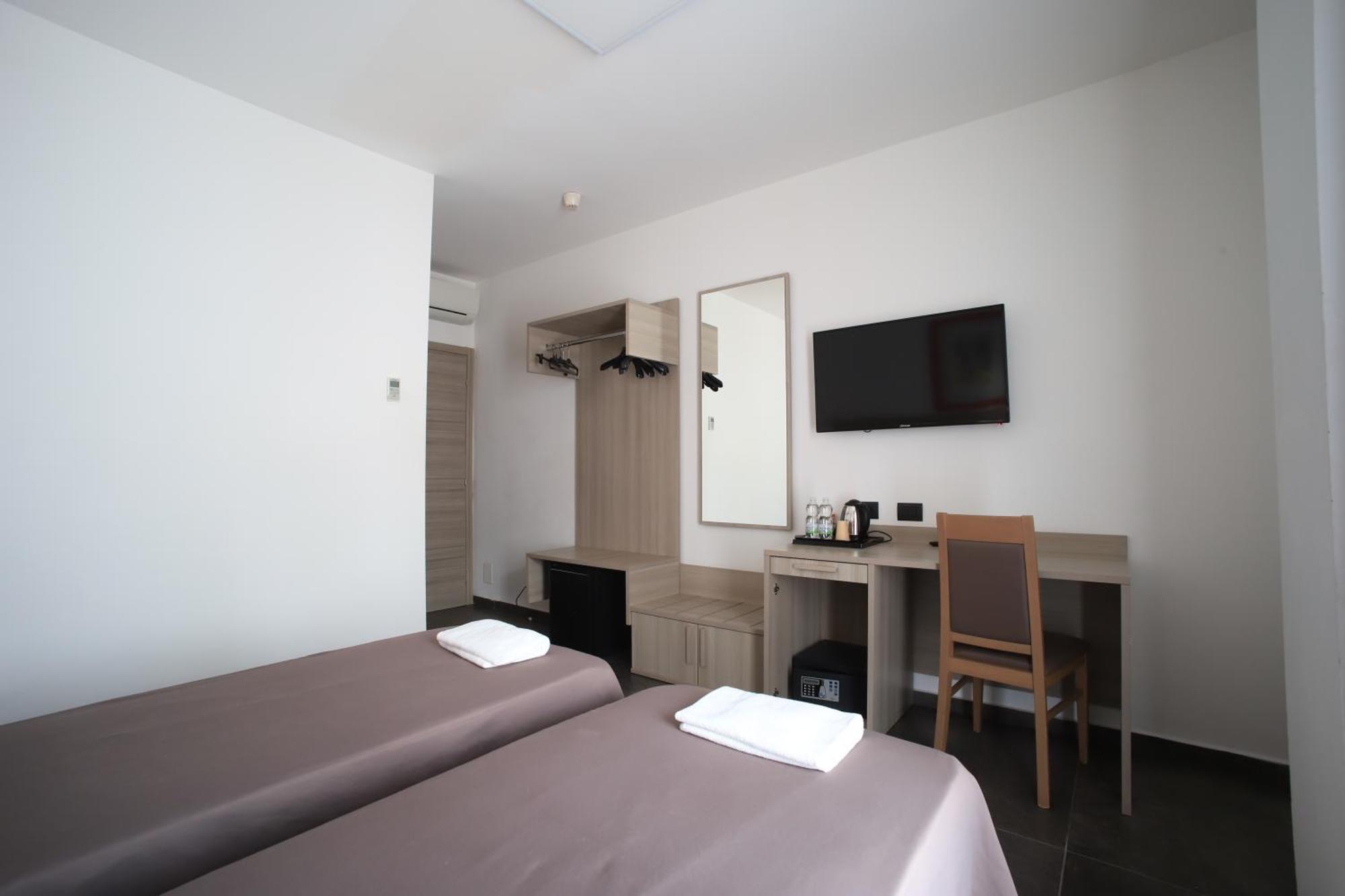 Tiby Hotel 모데나 외부 사진