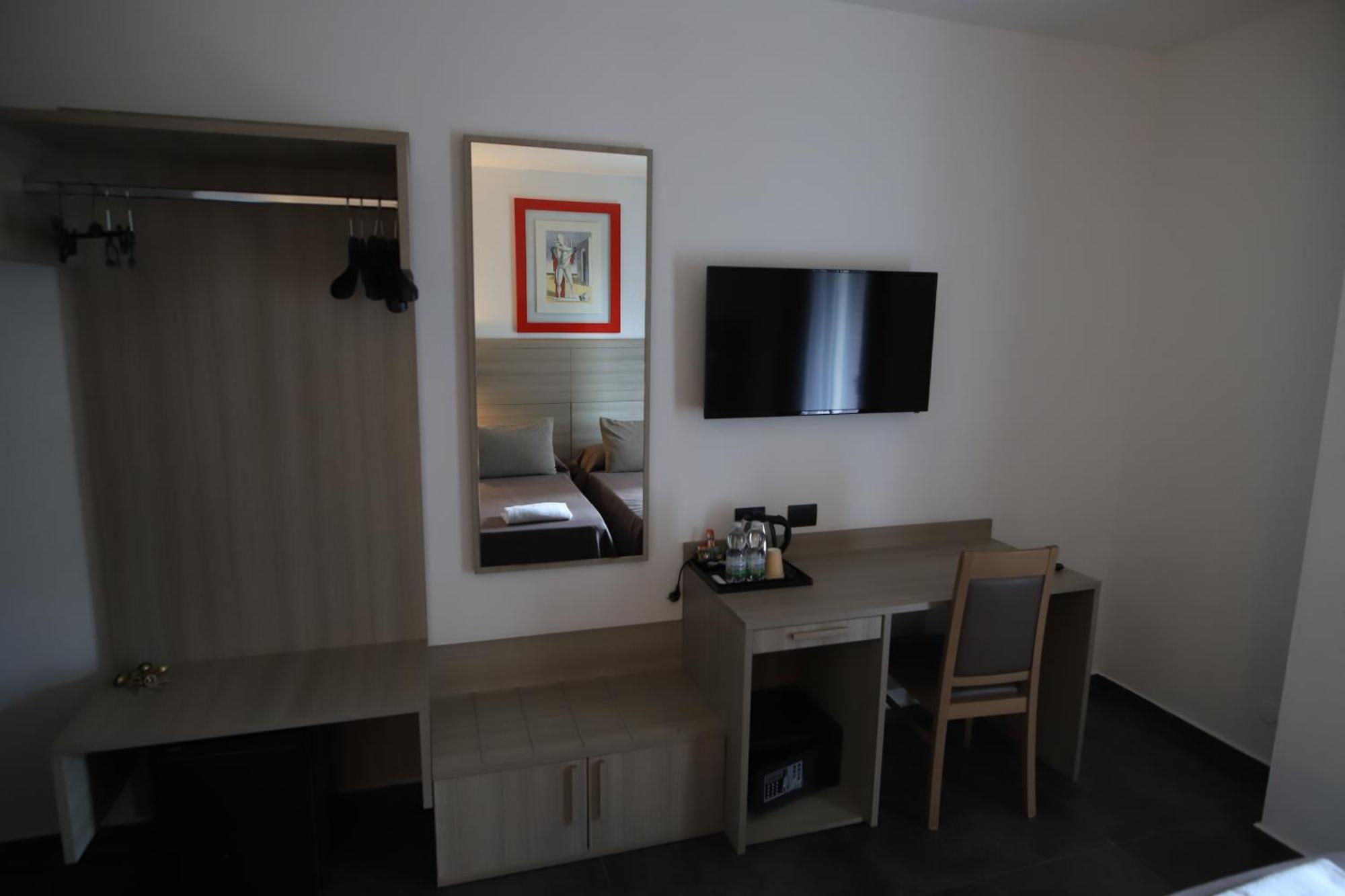 Tiby Hotel 모데나 외부 사진